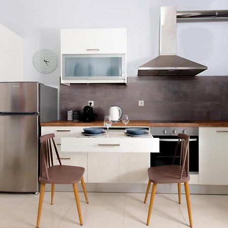 Twin Lofts Ταξιαρχών, A Kalamatastay Property Kültér fotó