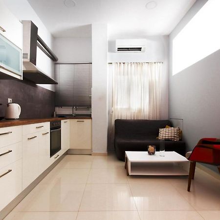 Twin Lofts Ταξιαρχών, A Kalamatastay Property Kültér fotó