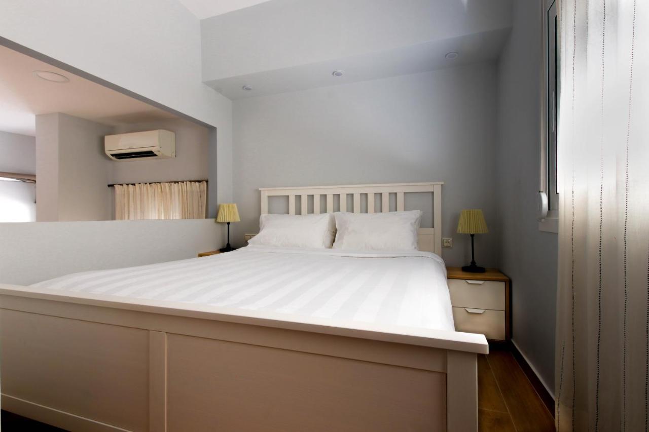 Twin Lofts Ταξιαρχών, A Kalamatastay Property Kültér fotó