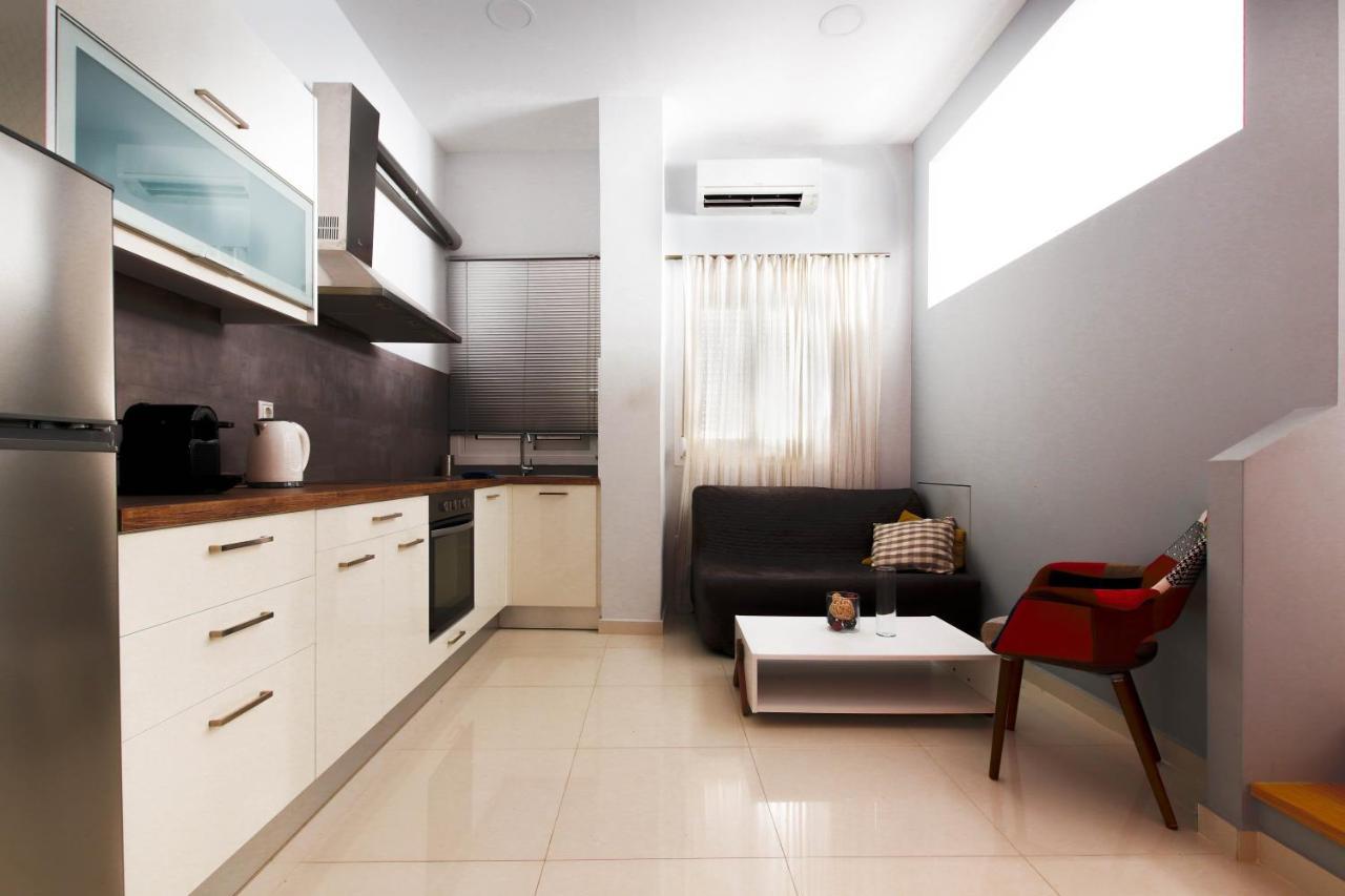 Twin Lofts Ταξιαρχών, A Kalamatastay Property Kültér fotó